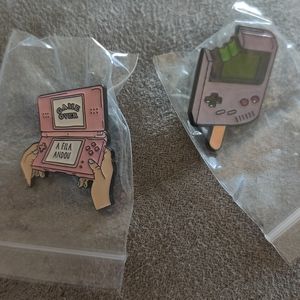 Cute GAMER PINS SET